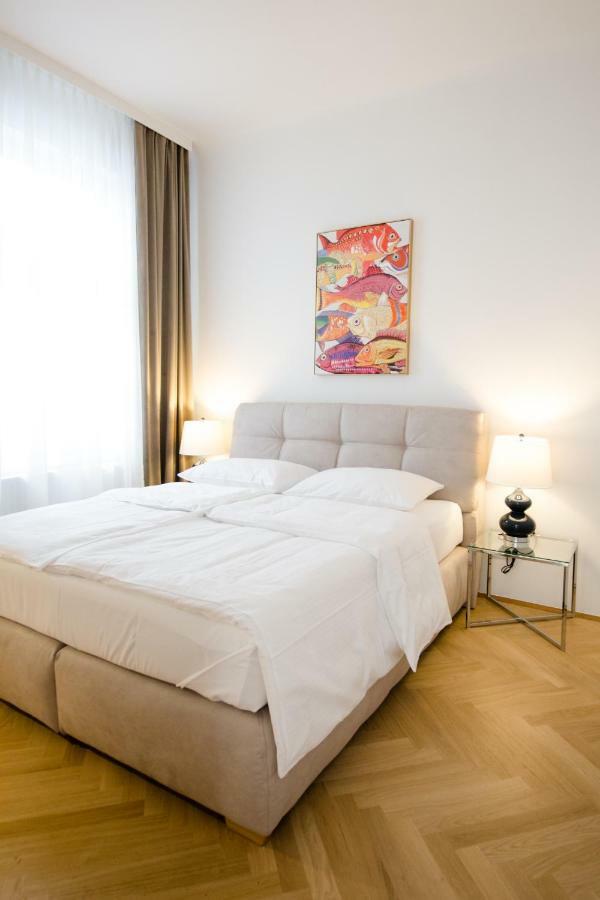 Studio Apartments Urania - Mai'S Apartments By Arbio Vienna Luaran gambar